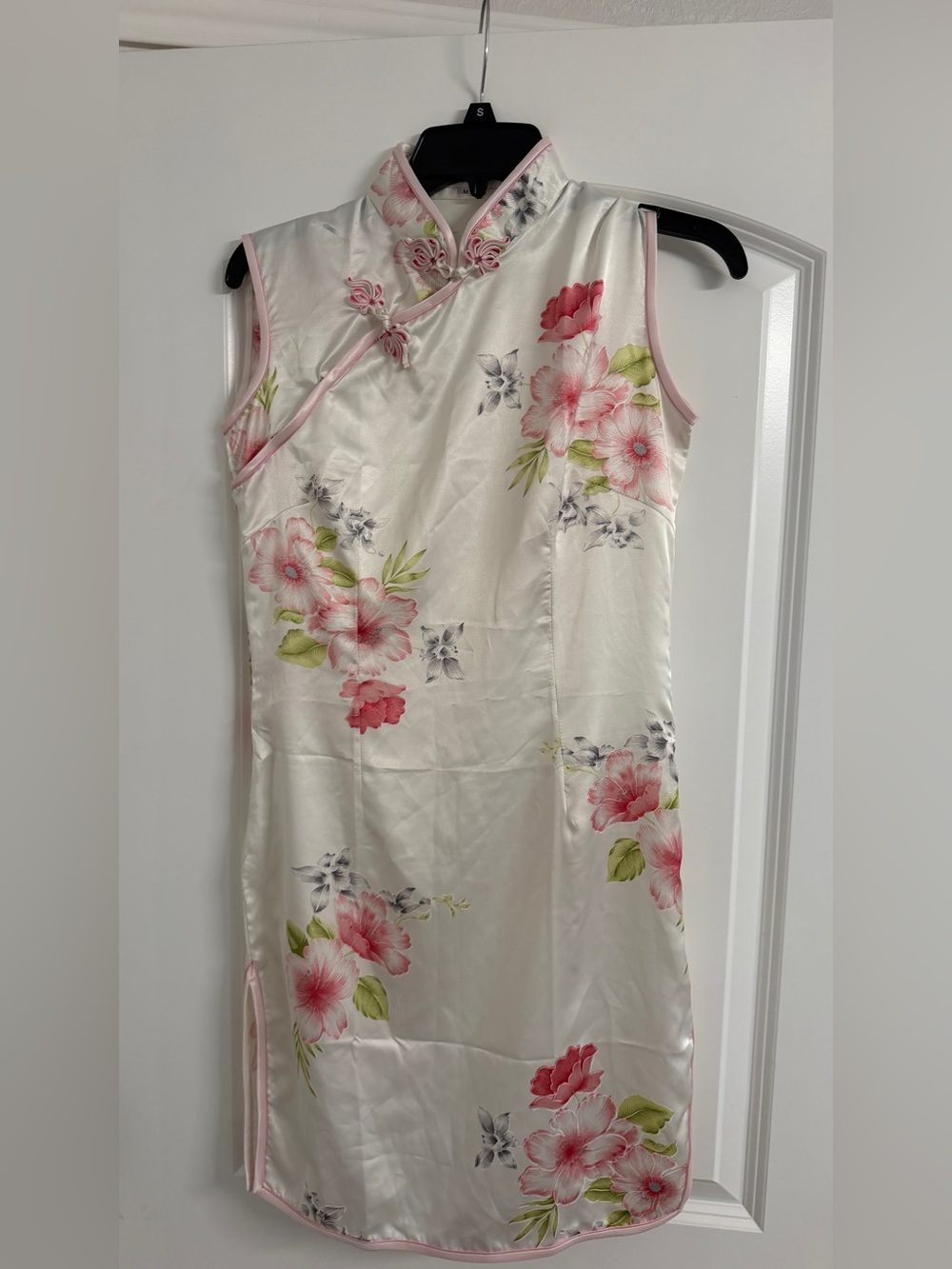 Floral Satin Cheongsam Dress - Pink on Cream